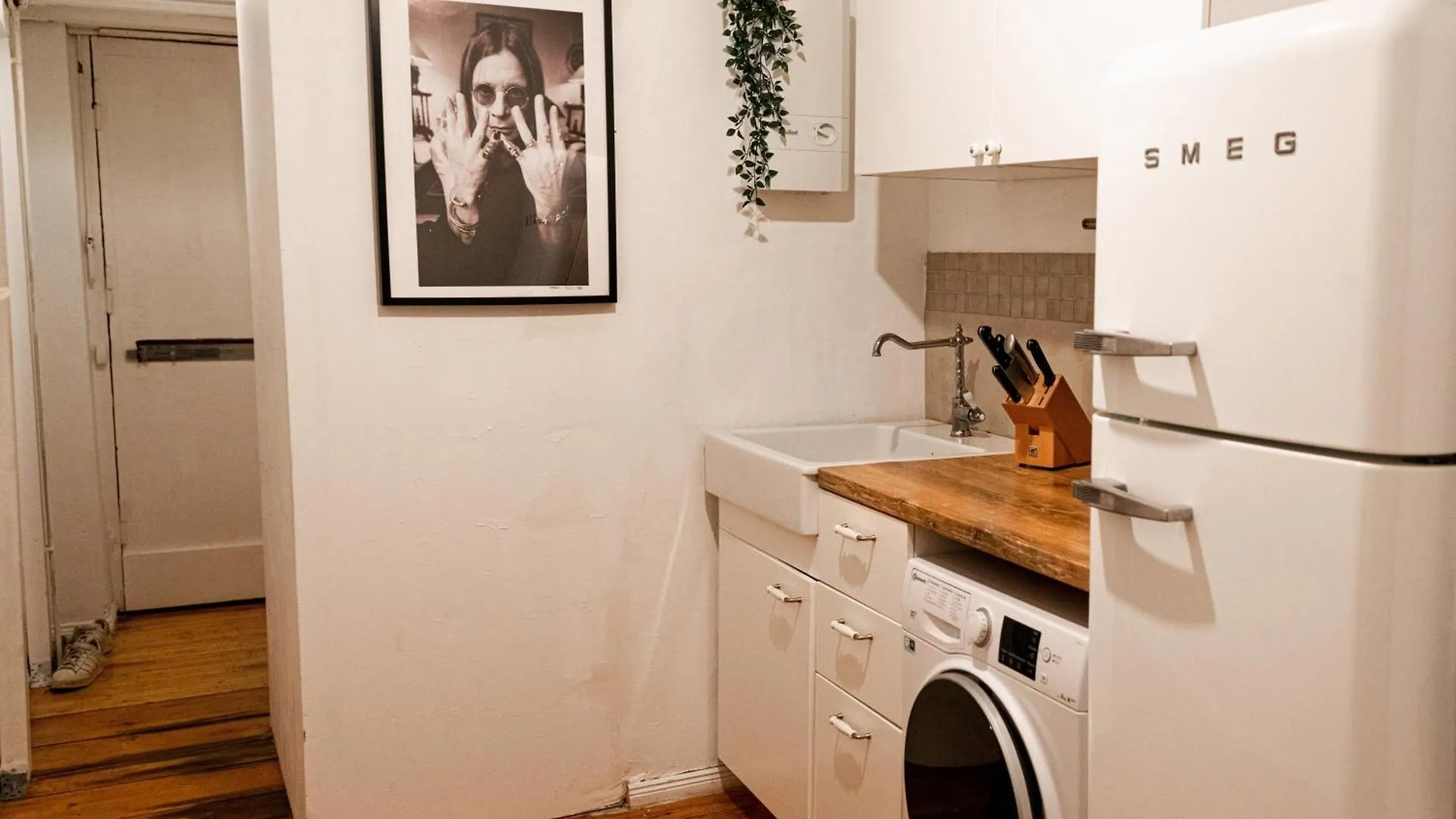 Artistic Altbau Apartment ベルリン ドイツ
